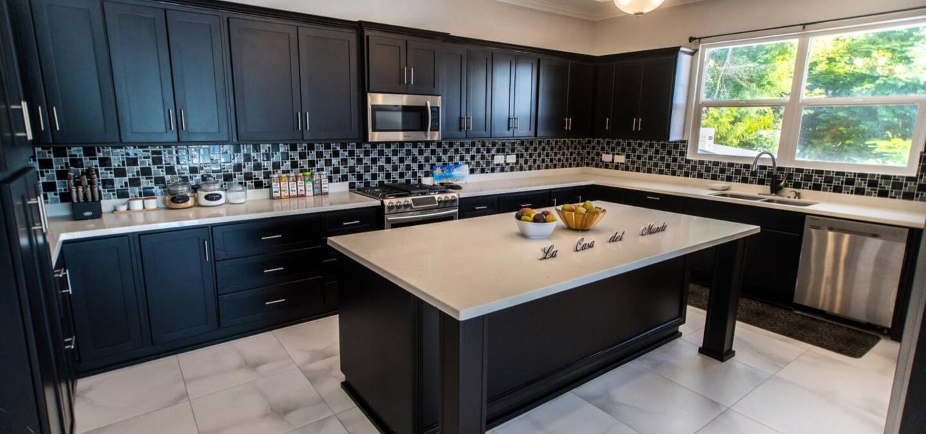 vacation-rentals/grenada/grenada-island/westerhall-point/la-casa-del-mundo