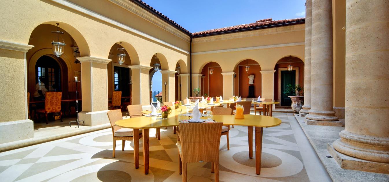 vacation-rentals/st-vincent-and-the-grenadines/mustique/central-hillside/sienna