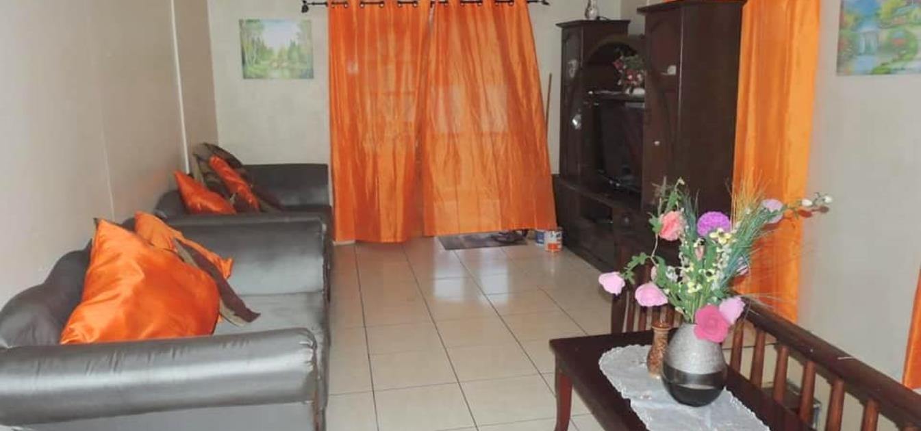 vacation-rentals/st-vincent-and-the-grenadines/bequia/hamilton/victoria's-house