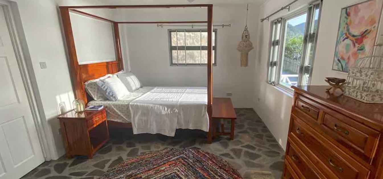 vacation-rentals/st-vincent-and-the-grenadines/bequia/lower-bay/ohana-house-lower-level-apartment