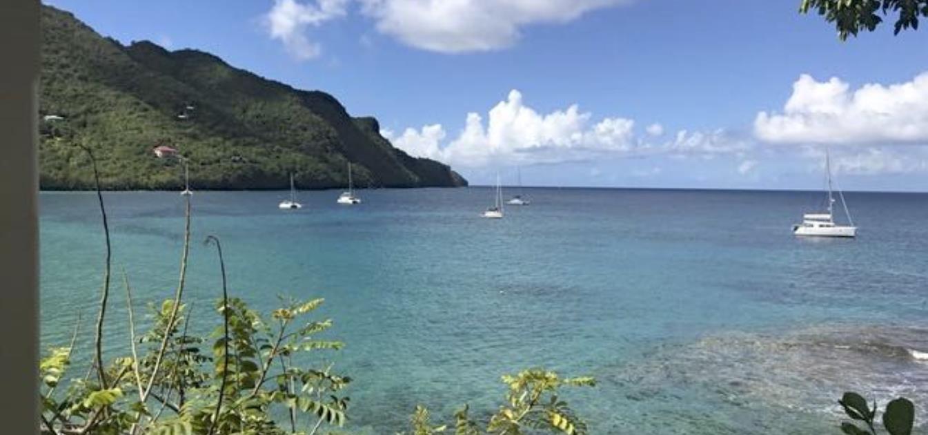 vacation-rentals/st-vincent-and-the-grenadines/bequia/lower-bay/keegan's-apartment-seabreeze