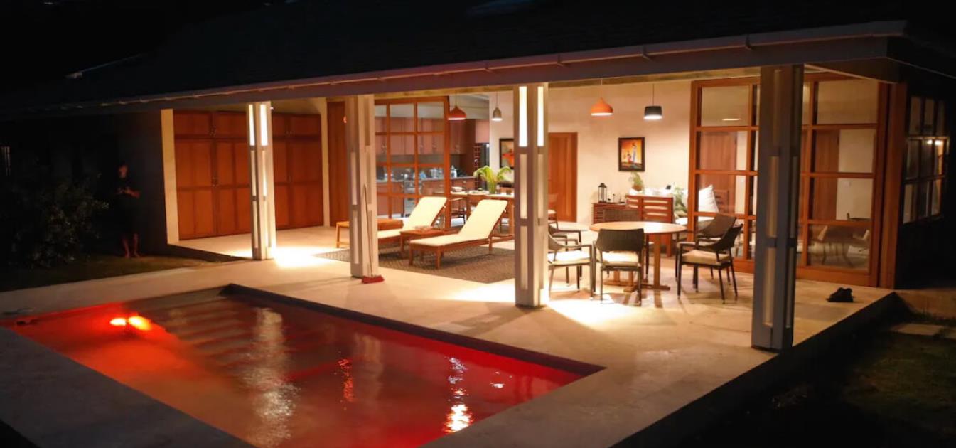 vacation-rentals/st-vincent-and-the-grenadines/bequia/spring/spring-beach-villa