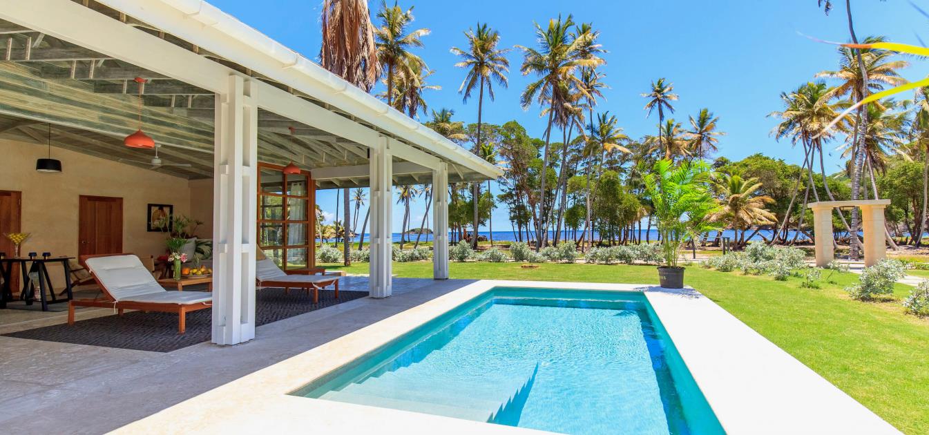 vacation-rentals/st-vincent-and-the-grenadines/bequia/spring/spring-beach-villa