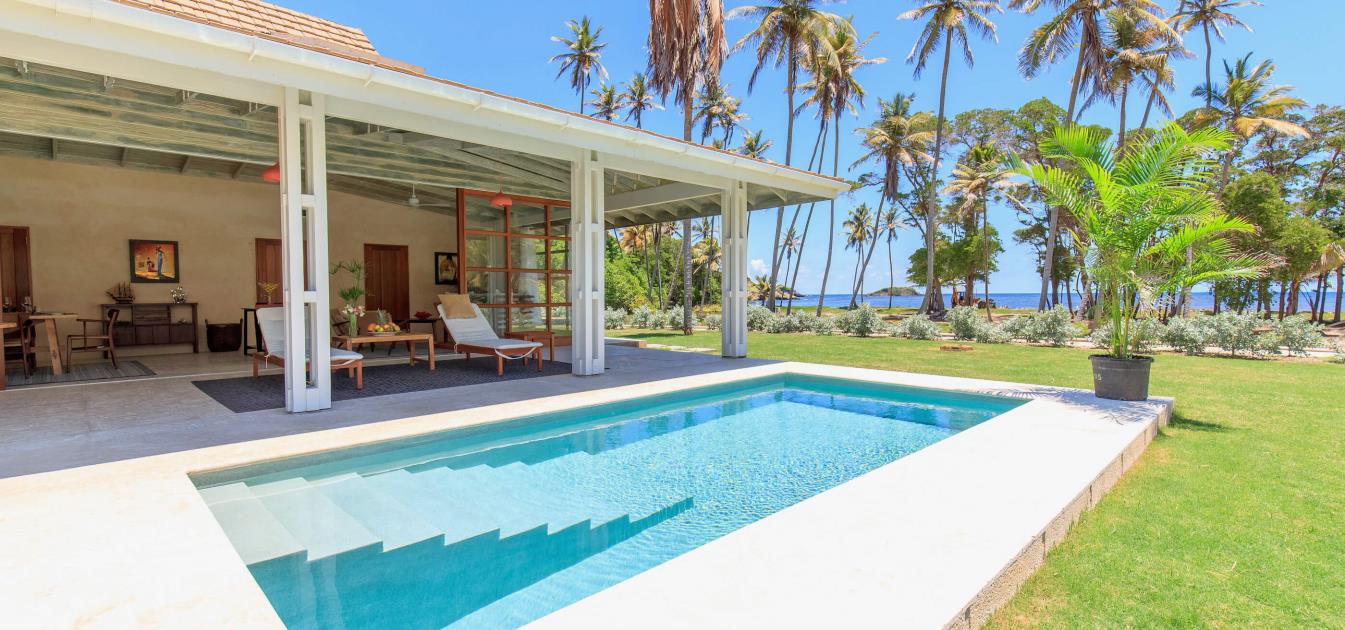 vacation-rentals/st-vincent-and-the-grenadines/bequia/spring/spring-beach-villa