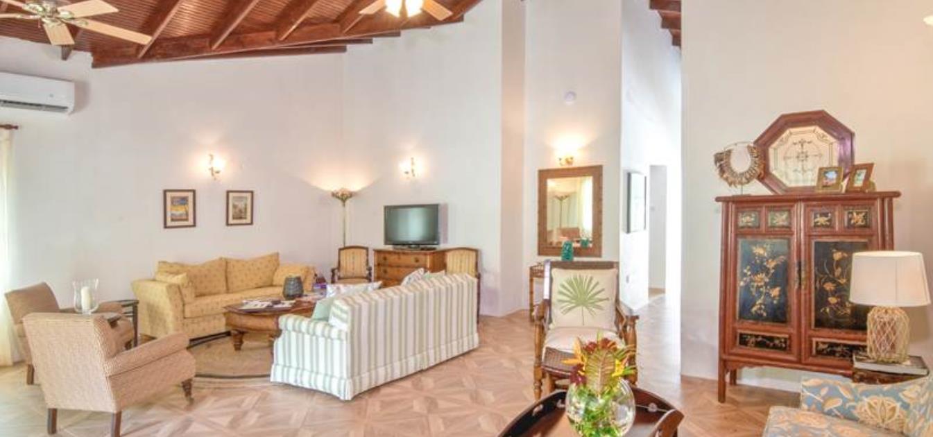 vacation-rentals/st-vincent-and-the-grenadines/bequia/friendship-bay/bequia-beach-hotel-palm-villa