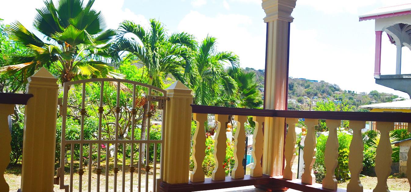 vacation-rentals/st-vincent-and-the-grenadines/bequia/port-elizabeth/reservoir-apartment