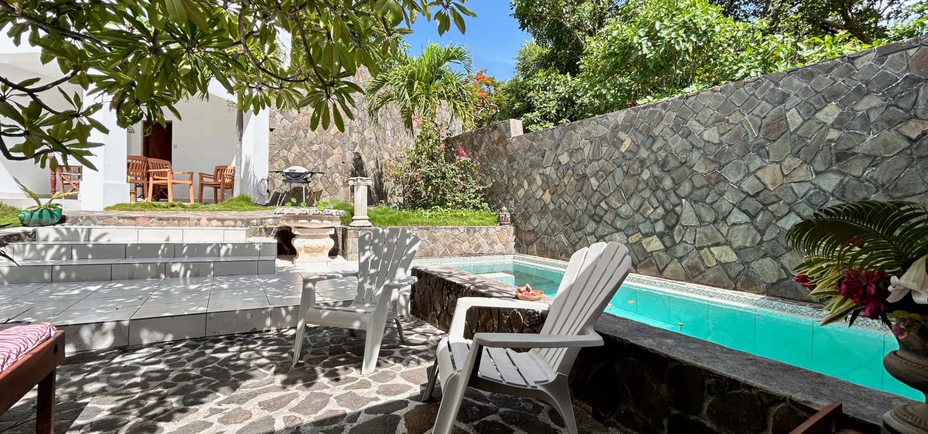 vacation-rentals/st-vincent-and-the-grenadines/bequia/spring/fortress-j