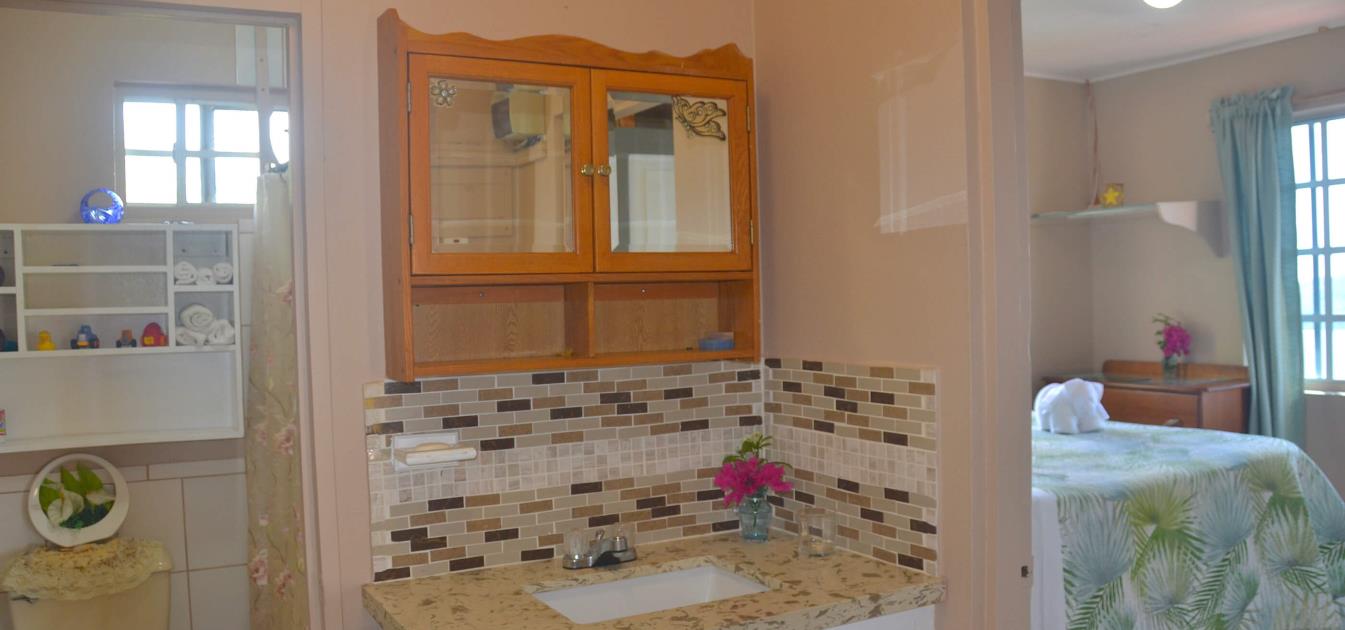 vacation-rentals/st-vincent-and-the-grenadines/bequia/la-pompe/archipelago-view-house