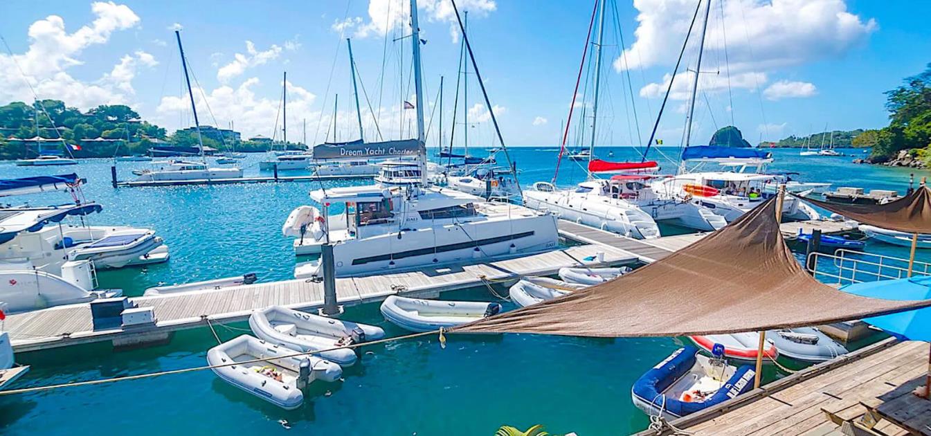 vacation-rentals/st-vincent-and-the-grenadines/st-vincent/ratho-mill/blue-lagoon-hotel-and-marina-deluxe-king-room