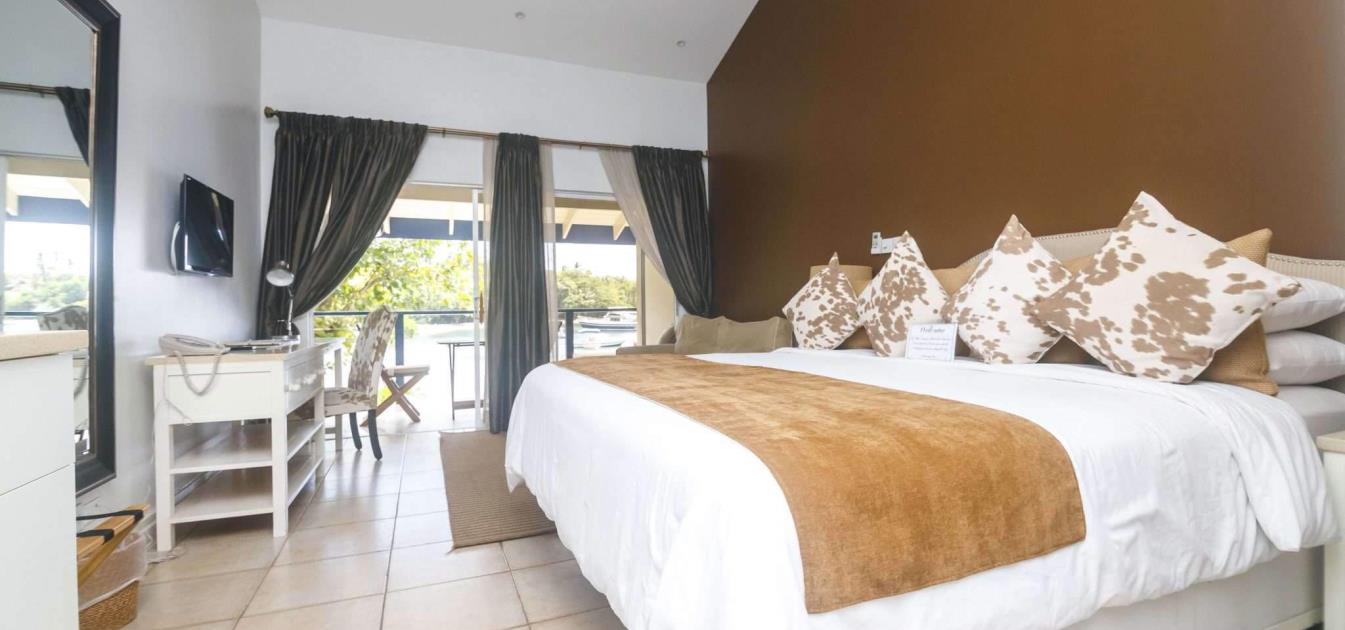 vacation-rentals/st-vincent-and-the-grenadines/st-vincent/ratho-mill/blue-lagoon-hotel-and-marina-deluxe-king-kitchenette