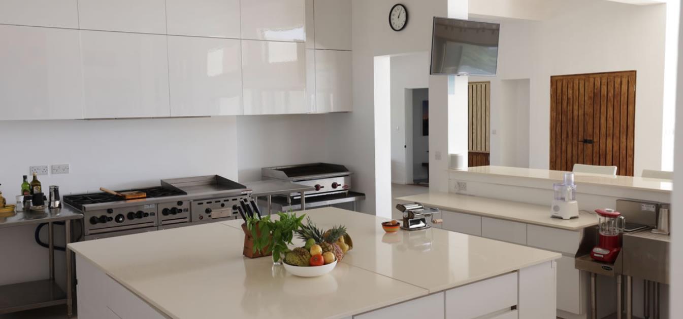 vacation-rentals/st-vincent-and-the-grenadines/bequia/crescent-bay/shelter-rock