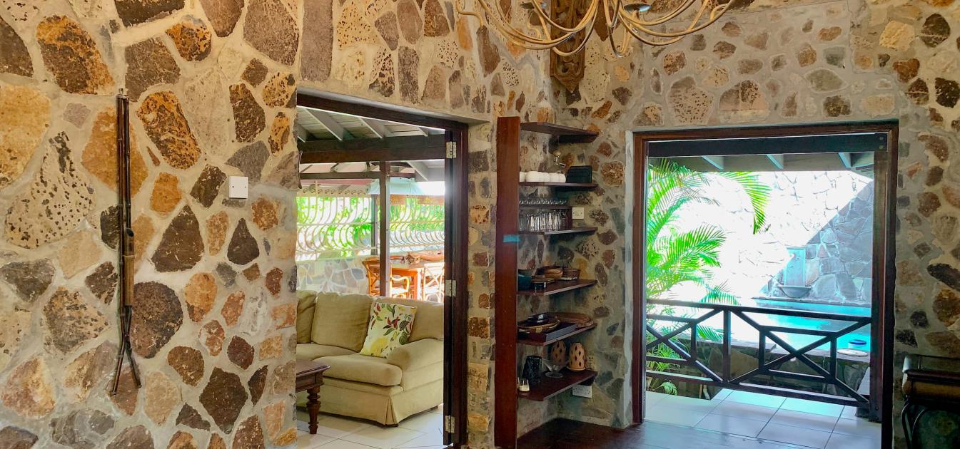 Stone House & Cottage with Land