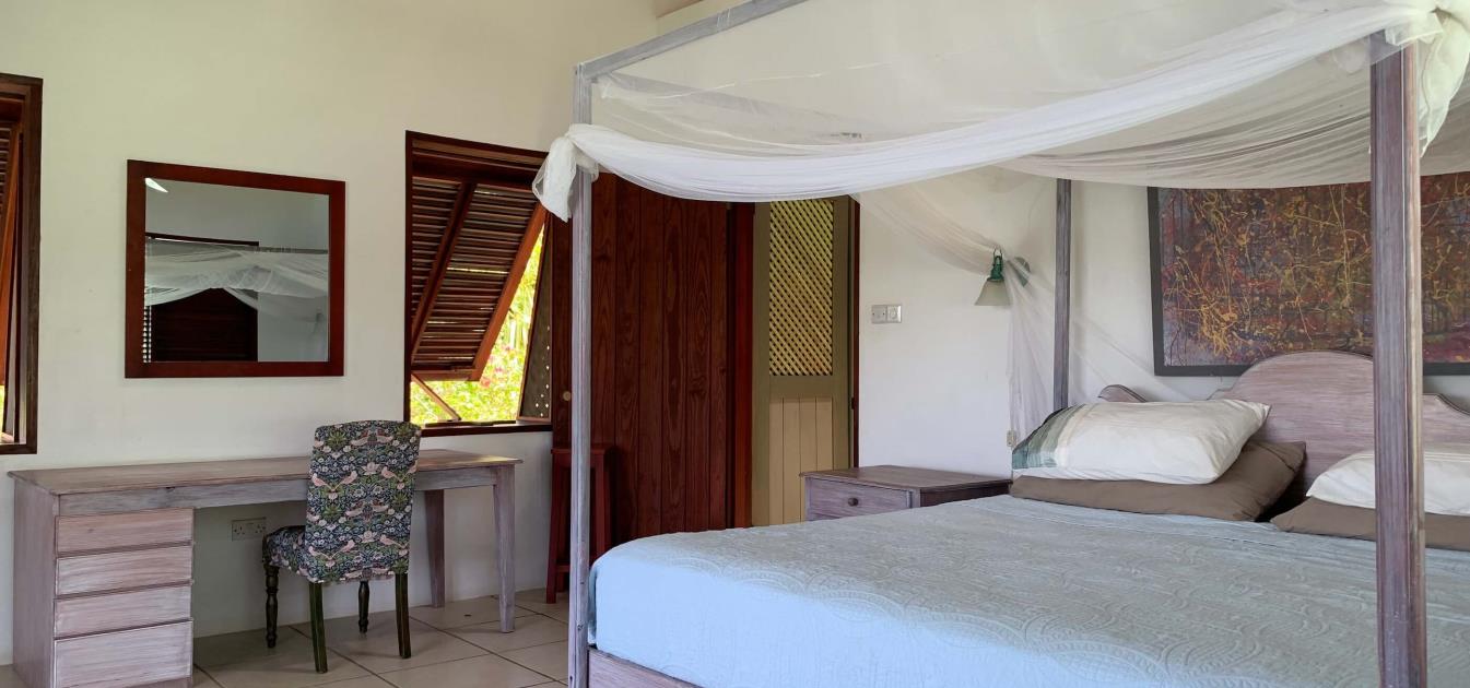 vacation-rentals/st-vincent-and-the-grenadines/bequia/ocar/gingerlilly