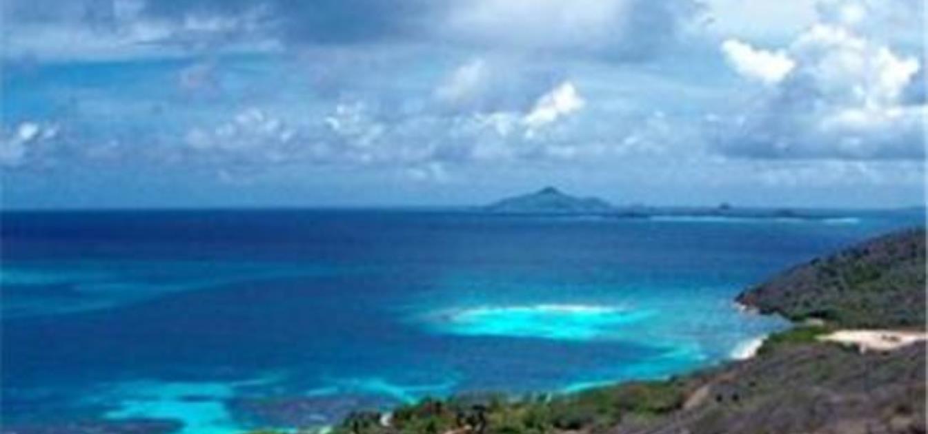 1/2 acre Windward Bay