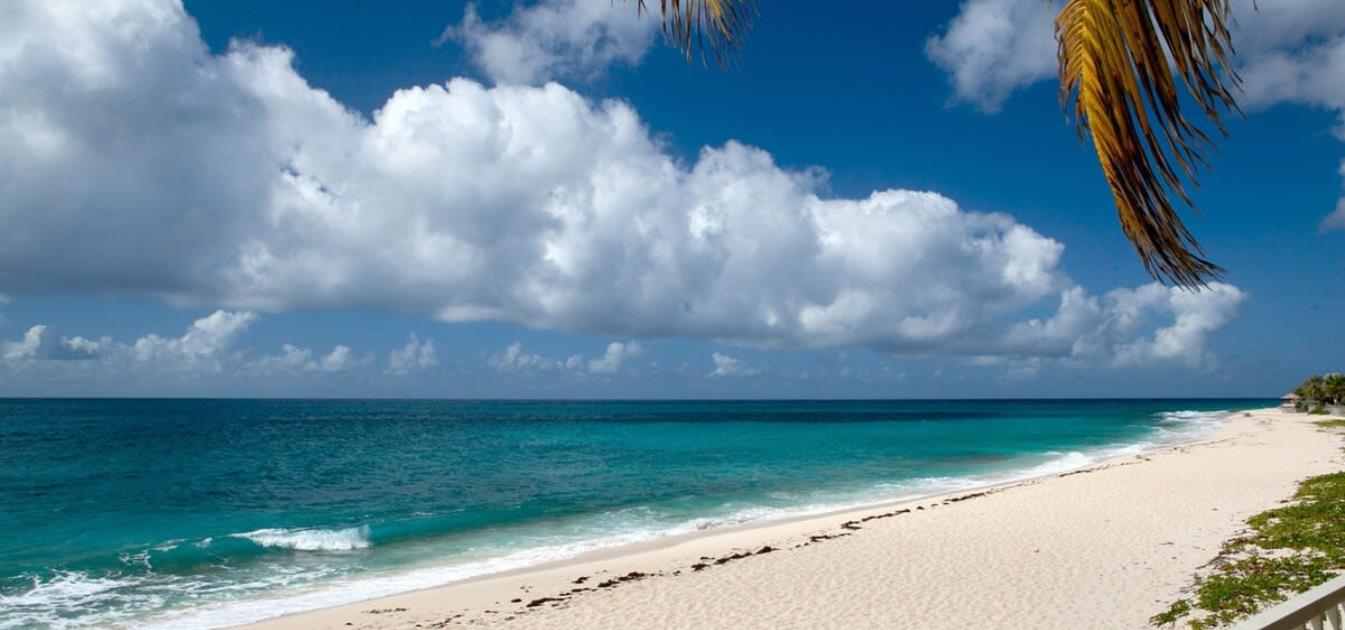 vacation-rentals/netherlands-antilles/st-maarten/st-maarten/baie-longue-beach-house