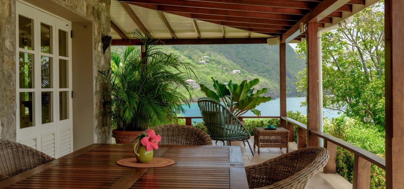 vacation-rentals/st-vincent-and-the-grenadines/bequia/lower-bay/retreat-house