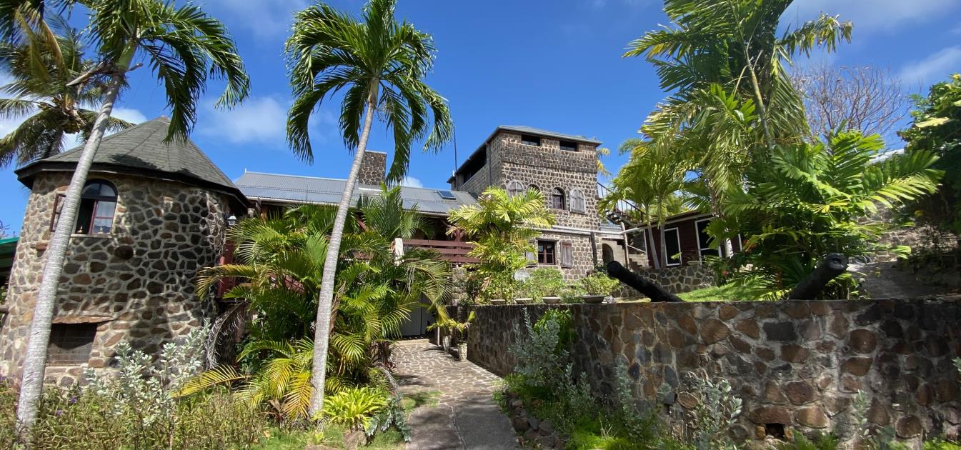 vacation-rentals/st-vincent-and-the-grenadines/bequia/mount-pleasant/the-old-fort