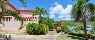 Secret Harbour Villa