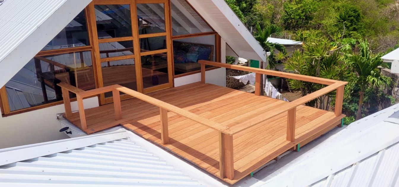 vacation-rentals/st-vincent-and-the-grenadines/bequia/ocar/harbour-view-upper-apartment