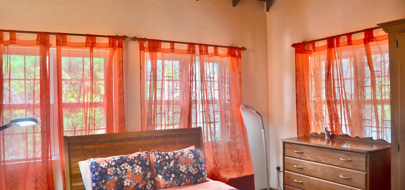 vacation-rentals/st-vincent-and-the-grenadines/bequia/spring/santa-maria-villa