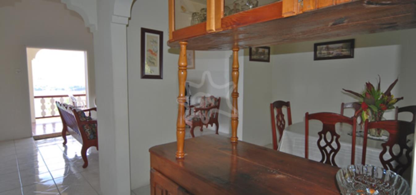 vacation-rentals/st-vincent-and-the-grenadines/bequia/lower-bay/hill-top-upper-and-lower