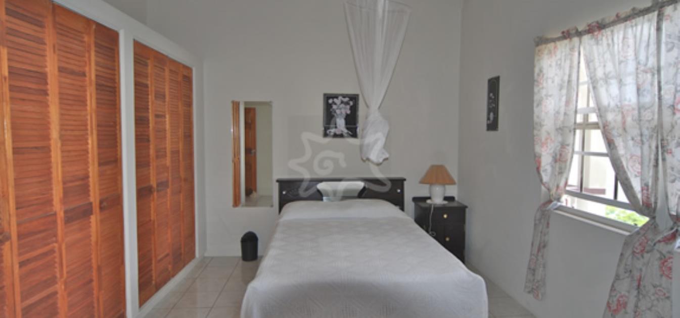 vacation-rentals/st-vincent-and-the-grenadines/bequia/lower-bay/hill-top-upper-and-lower