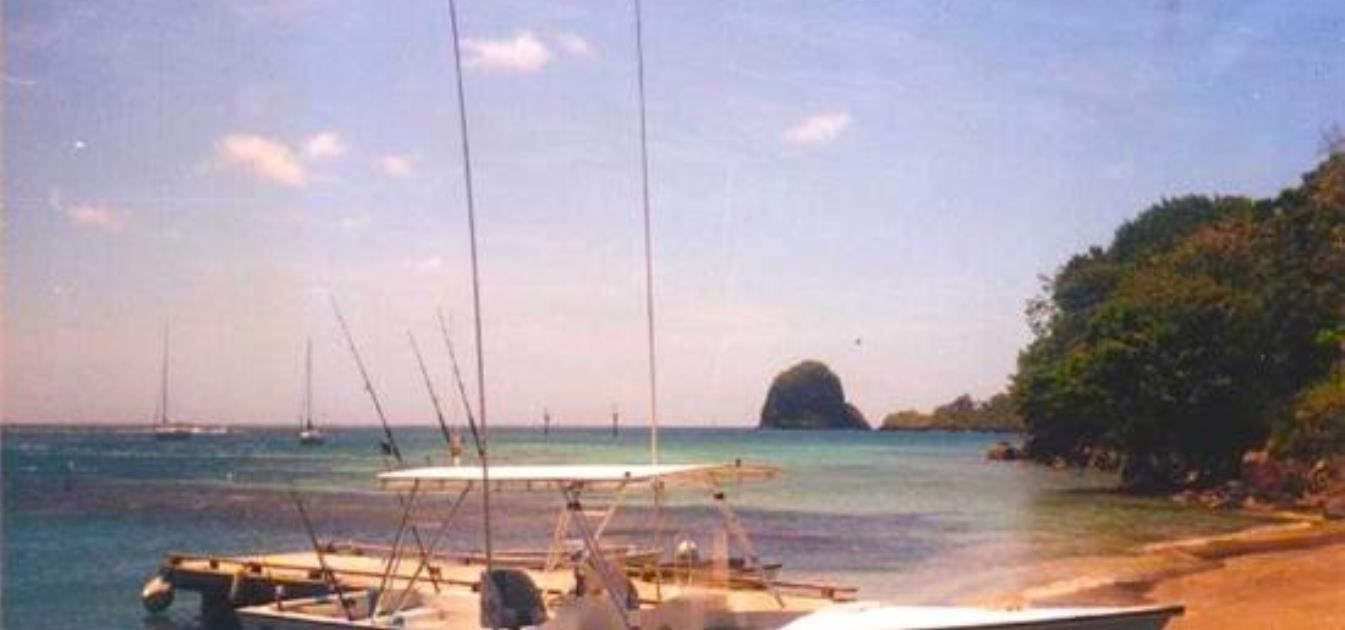 Crystal Blue 34ft Pirogue