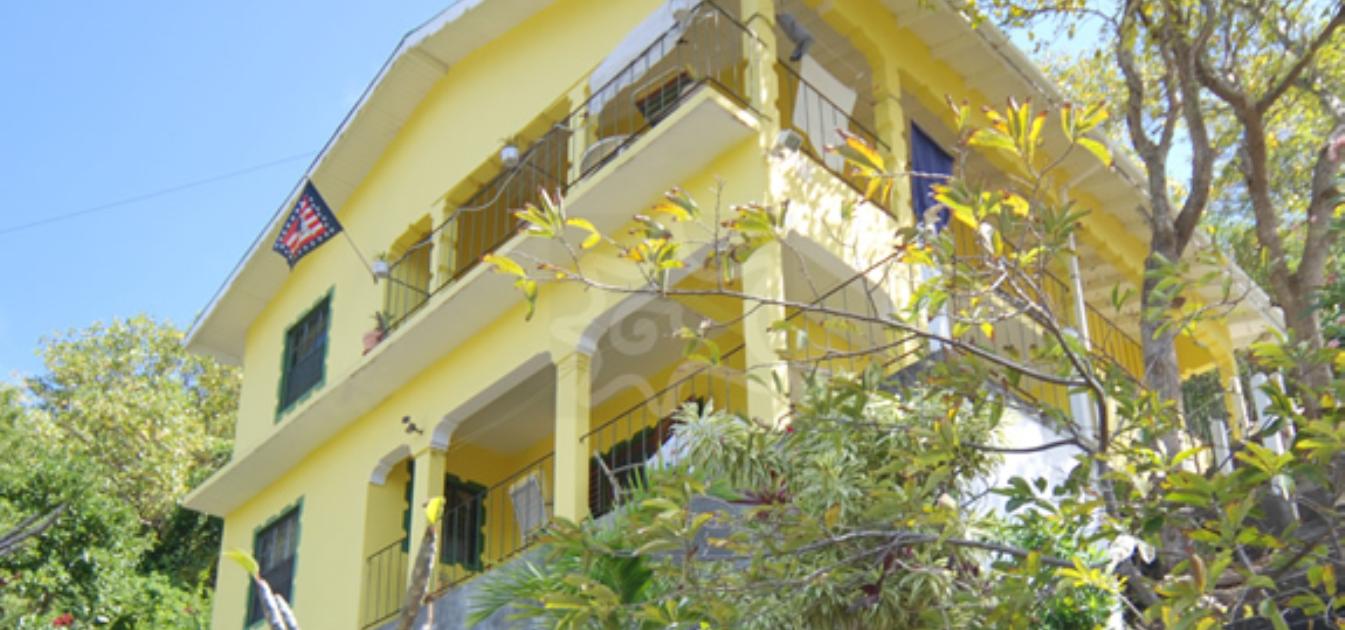 vacation-rentals/st-vincent-and-the-grenadines/bequia/friendship-bay/green-gate-cottage-studio