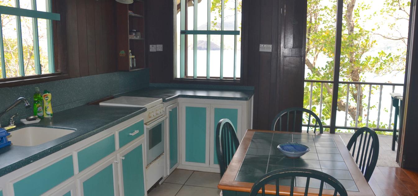 vacation-rentals/st-vincent-and-the-grenadines/bequia/lower-bay/ardesoif