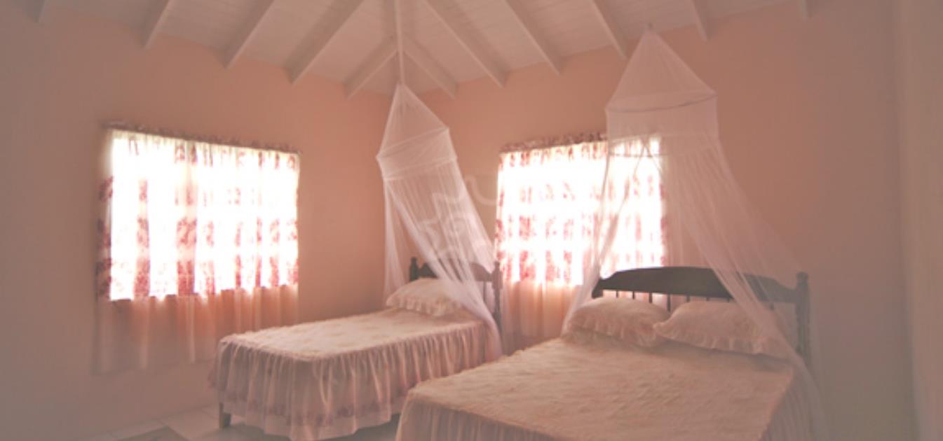 vacation-rentals/st-vincent-and-the-grenadines/bequia/ocar/papaya-apartment