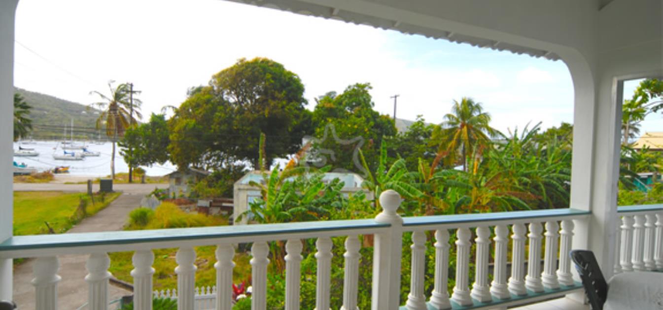 vacation-rentals/st-vincent-and-the-grenadines/bequia/ocar/papaya-apartment
