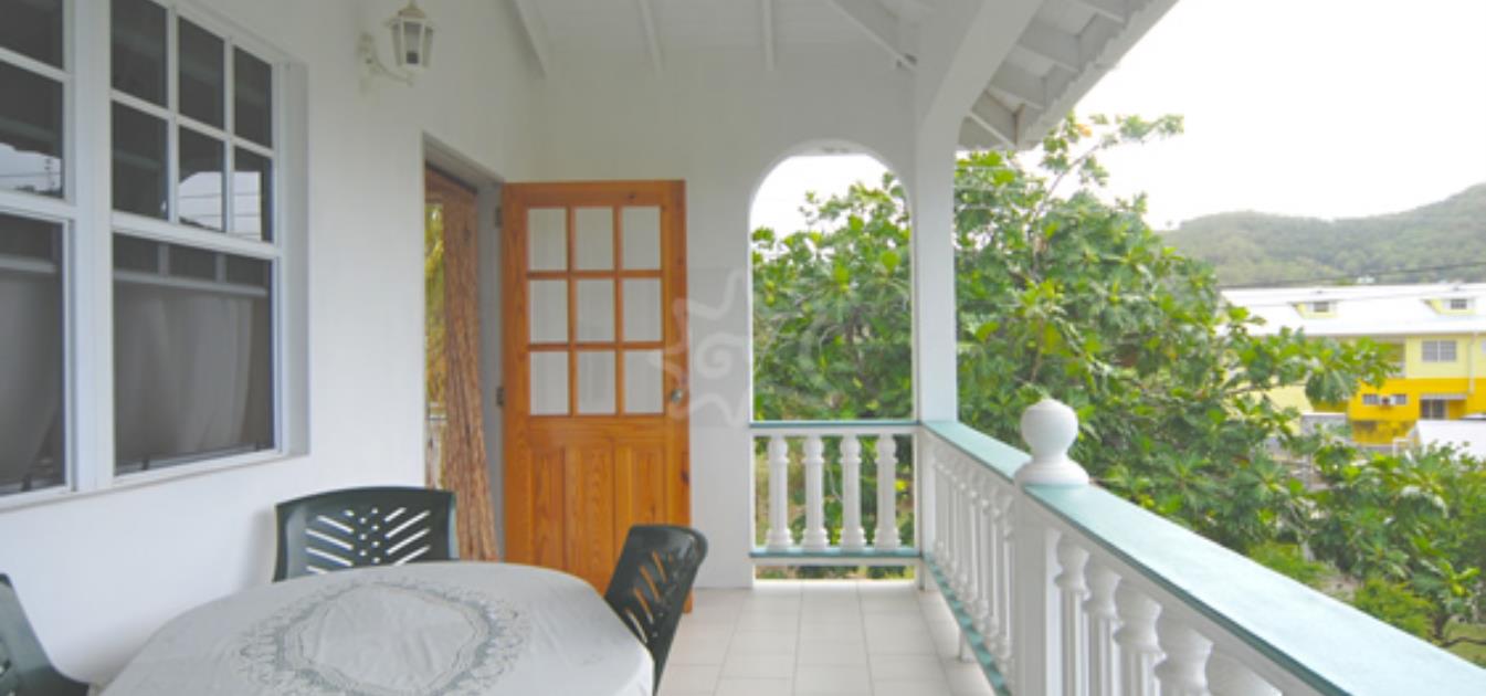 vacation-rentals/st-vincent-and-the-grenadines/bequia/ocar/papaya-apartment