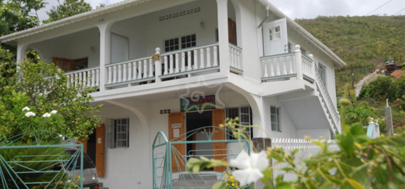 vacation-rentals/st-vincent-and-the-grenadines/bequia/ocar/papaya-apartment