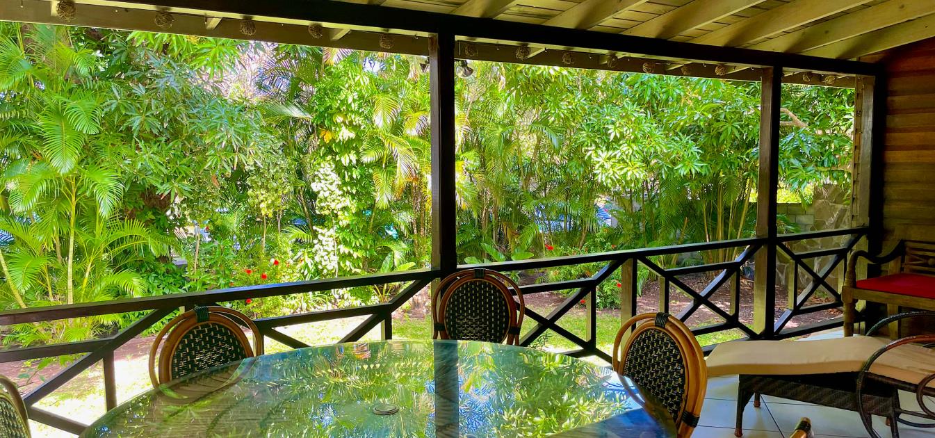 vacation-rentals/st-vincent-and-the-grenadines/bequia/belmont/stone-house-and-cottage