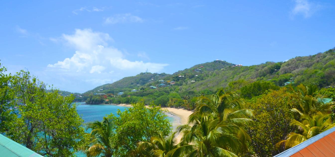 vacation-rentals/st-vincent-and-the-grenadines/bequia/lower-bay/bob's-place-beach-house