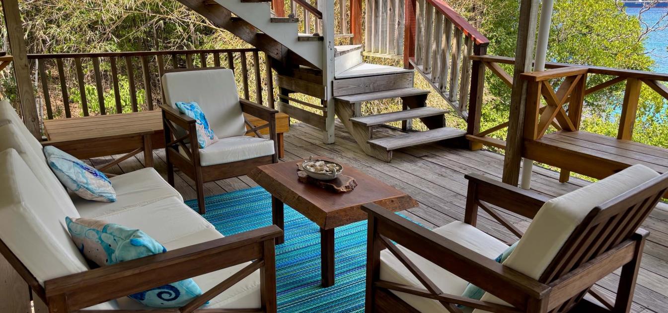 vacation-rentals/st-vincent-and-the-grenadines/bequia/lower-bay/bob's-place-beach-house