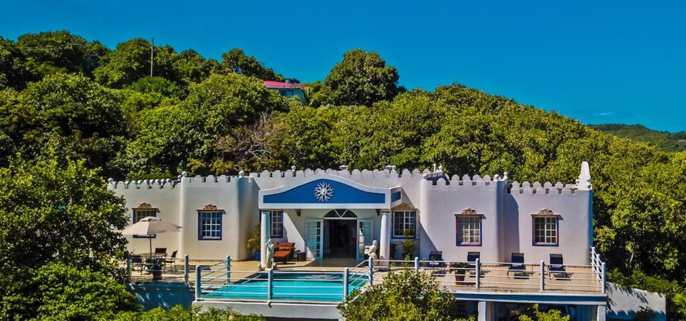 vacation-rentals/st-vincent-and-the-grenadines/bequia/hope-bay/camelot