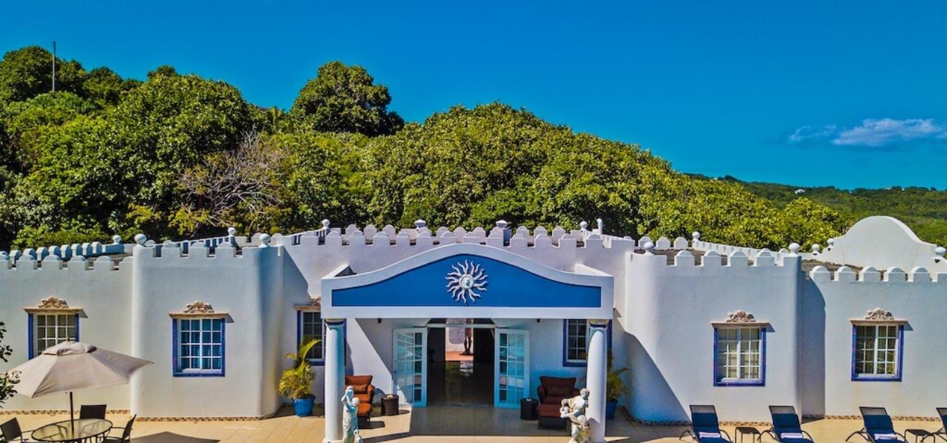 vacation-rentals/st-vincent-and-the-grenadines/bequia/hope-bay/camelot