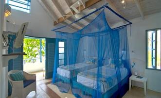 A Shade of Blues Apartment