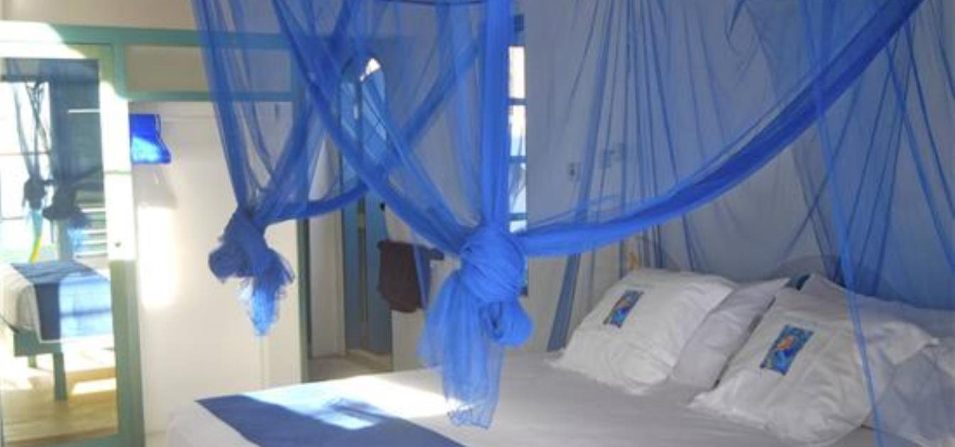 vacation-rentals/st-vincent-and-the-grenadines/bequia/princess-margaret/a-shade-of-blues-apartment