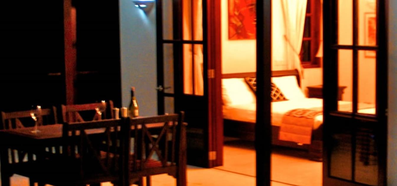 vacation-rentals/st-vincent-and-the-grenadines/bequia/crescent-bay/beachfront-plantation-house-ijeoma-panorama