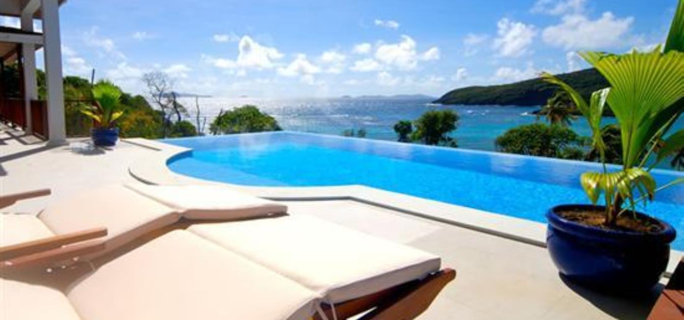 vacation-rentals/st-vincent-and-the-grenadines/bequia/crescent-bay/beachfront-plantation-house-ijeoma-panorama