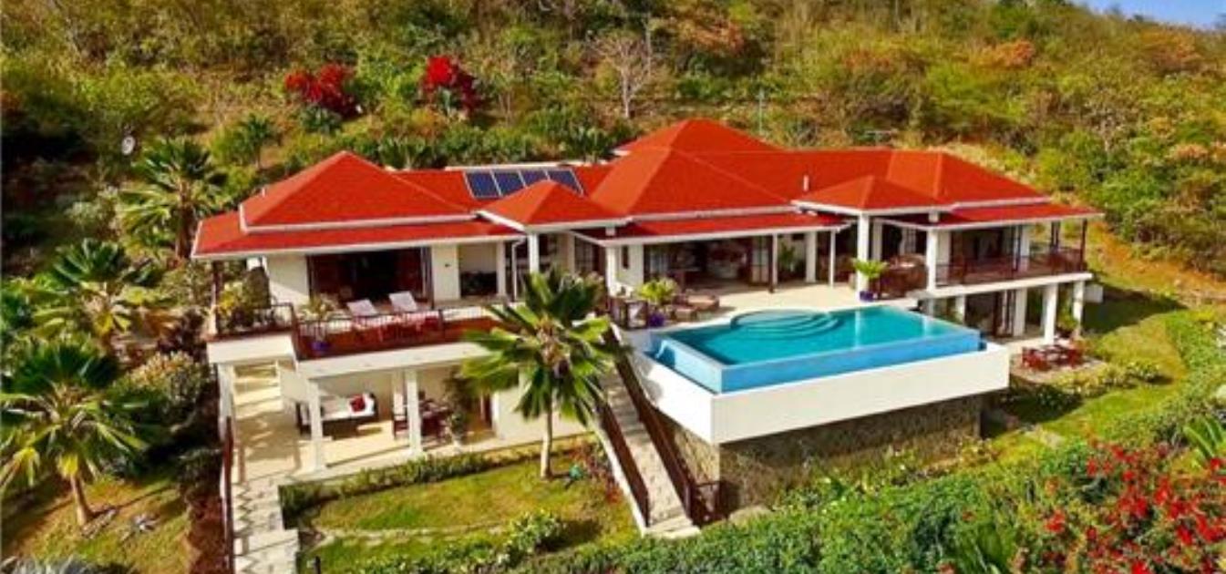 vacation-rentals/st-vincent-and-the-grenadines/bequia/crescent-bay/beachfront-plantation-house-ijeoma-shoreside