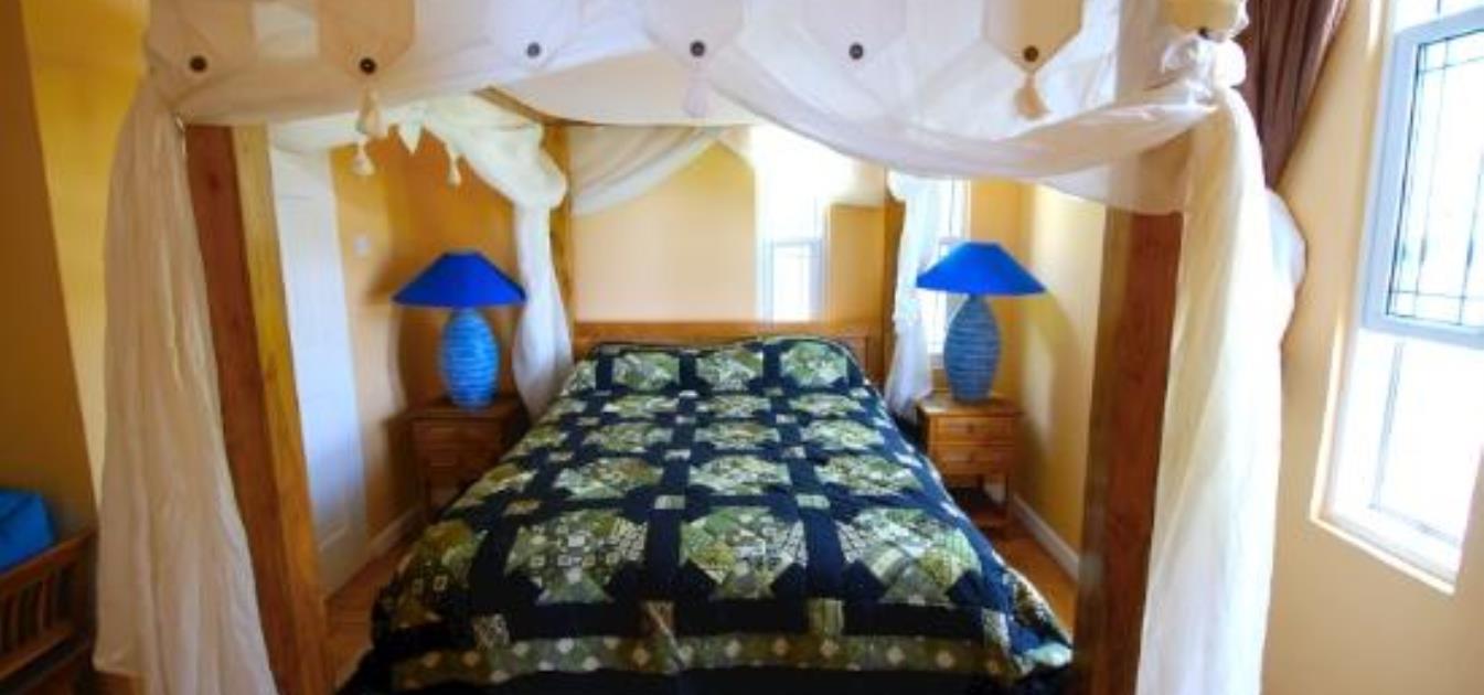 vacation-rentals/st-vincent-and-the-grenadines/bequia/friendship-bay/friendship-view-main-house