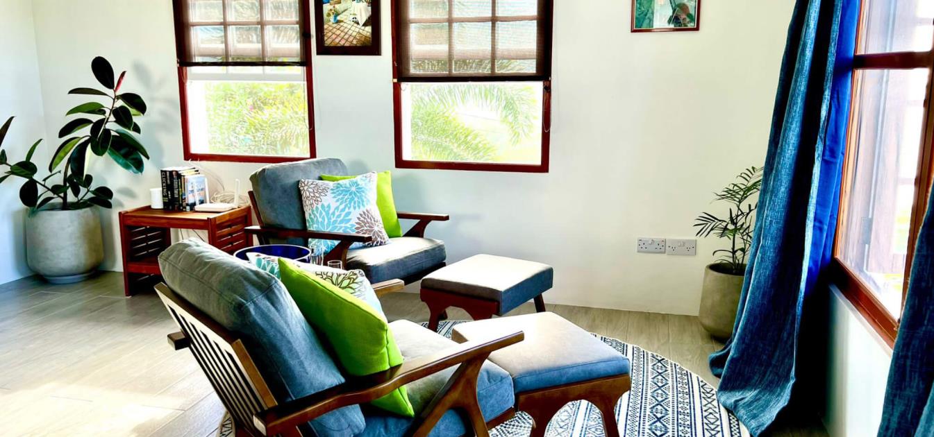 vacation-rentals/st-vincent-and-the-grenadines/bequia/lower-bay/coco's-villa