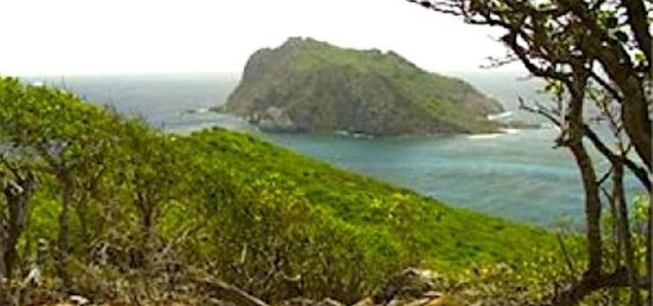 PRIVATE ISLAND Balliceaux Island