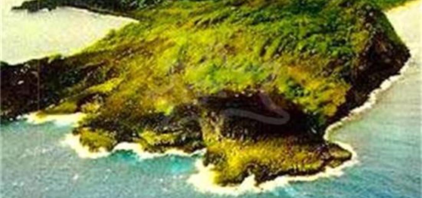 PRIVATE ISLAND  Isle de Caille