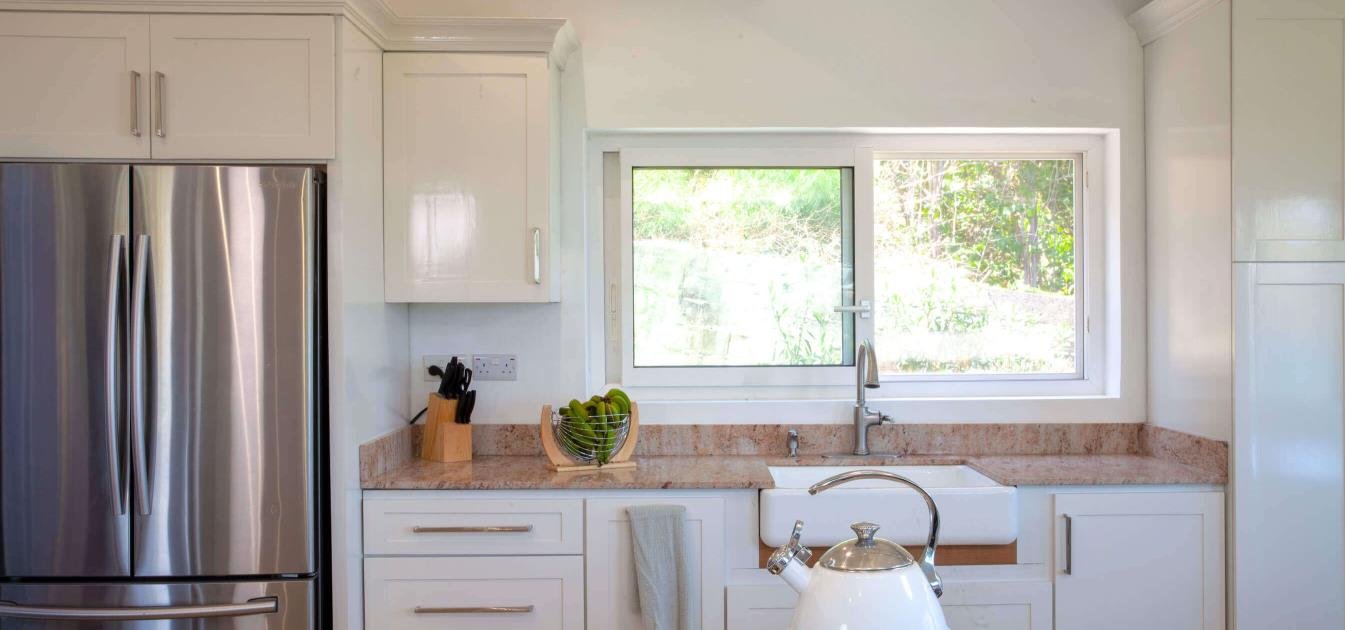 vacation-rentals/st-vincent-and-the-grenadines/bequia/lower-bay/captains-house