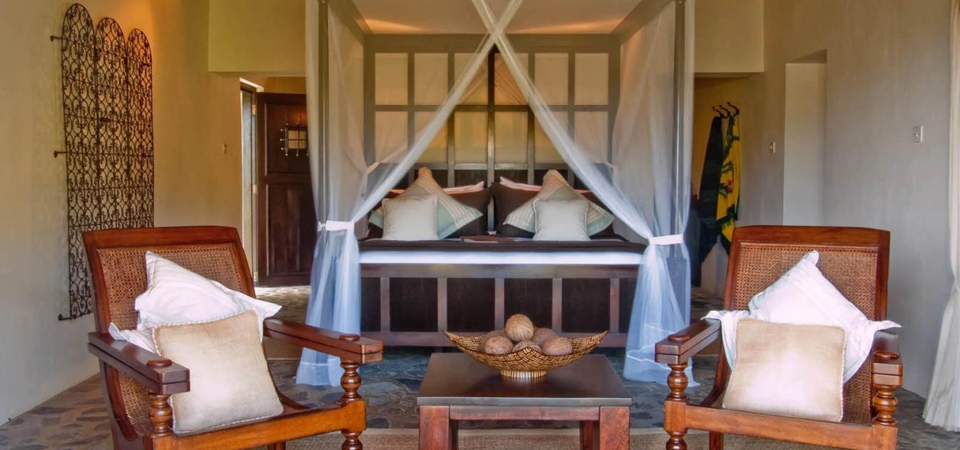 vacation-rentals/st-vincent-and-the-grenadines/bequia/spring/firefly-bequia