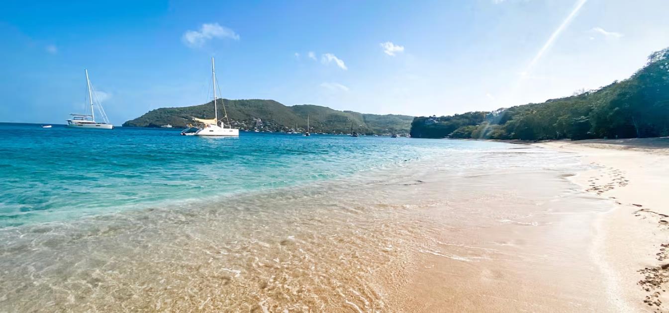 vacation-rentals/st-vincent-and-the-grenadines/bequia/lower-bay/casablanca-lower-villa